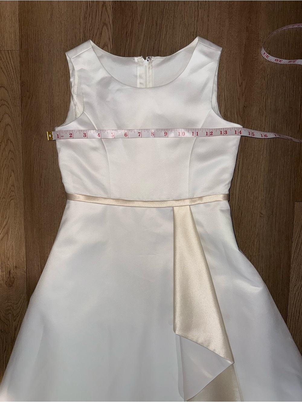 David’s Bridal youth gown - Picture 3 of 8